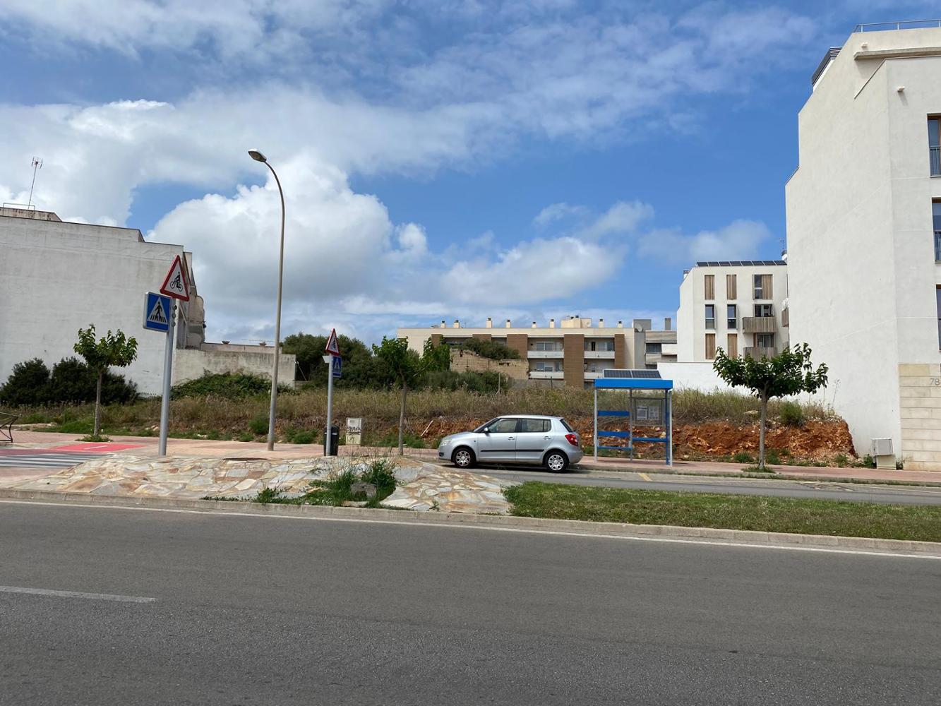 Imagen del artículo El IBAVI aprueba el inicio del procedimiento de adjudicación de la redacción de los proyectos de dos nuevas promociones de 14 y 8 viviendas públicas en Maó y Ferreries