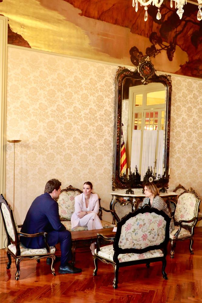 Imagen del artículo Imagen de la audiencia de la presidenta Prohens con el cónsul honorario de Italia