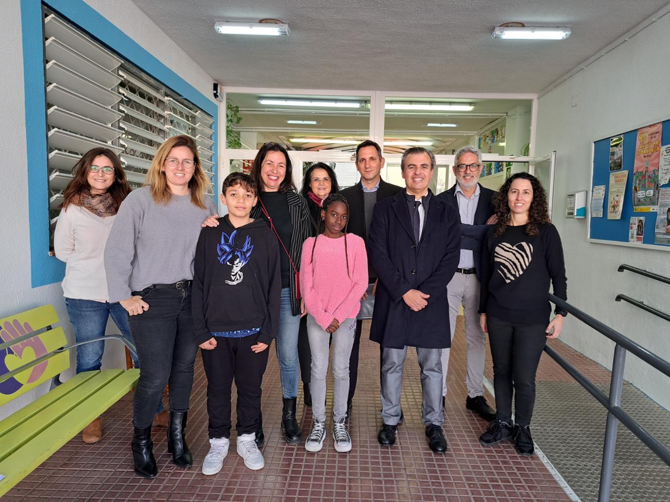 Imagen del artículo El conseller sigue con sus visitas a los centros educativos de la isla de Eivissa