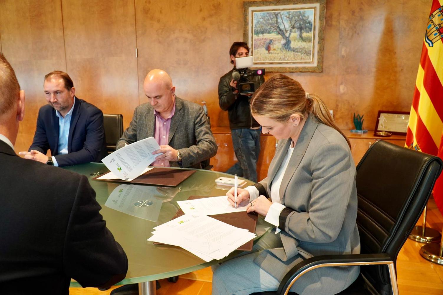 Imagen del artículo La presidenta de Govern firma la transferencia de 2,9 millones de euros al Consell Insular de Ibiza por el Pacto por el Agua