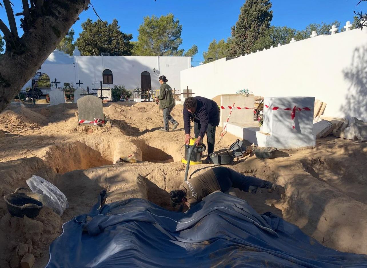 Imagen del artículo Identificadas por primera vez en Ibiza los restos de tres víctimas de la Guerra Civil y la represión franquista