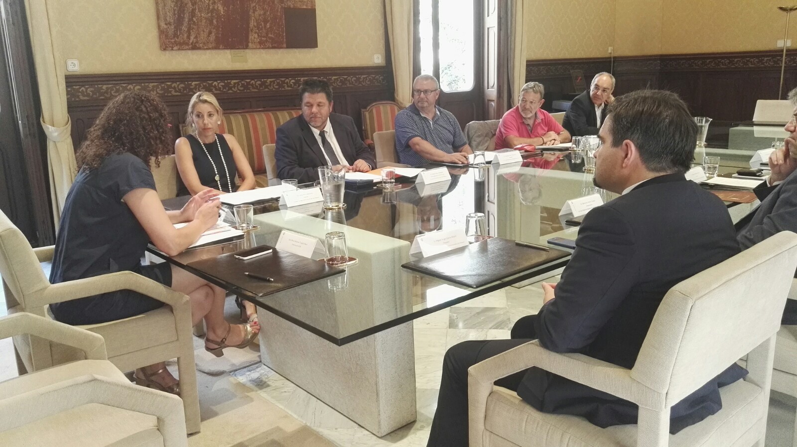 Noves reunions sectorials del Govern per a donar a conèixer i completar el projecte de Règim Especial de les Balears, amb sindicats i amb col·legis d'advocats y economistes, titulats mercantils i tècnics tributaris.