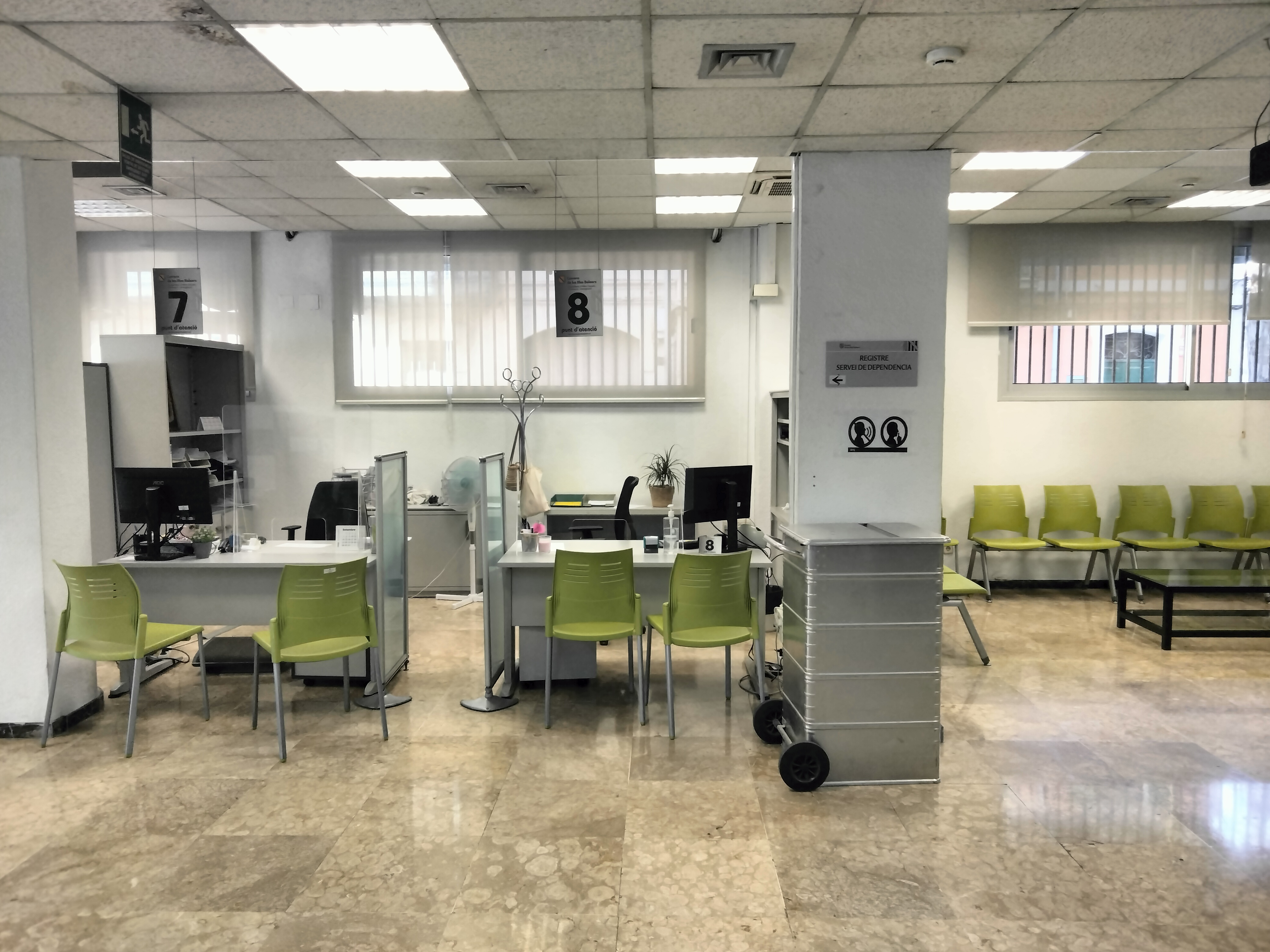 Foto_citas_7_y_8_y_sala_de_espera.jpg