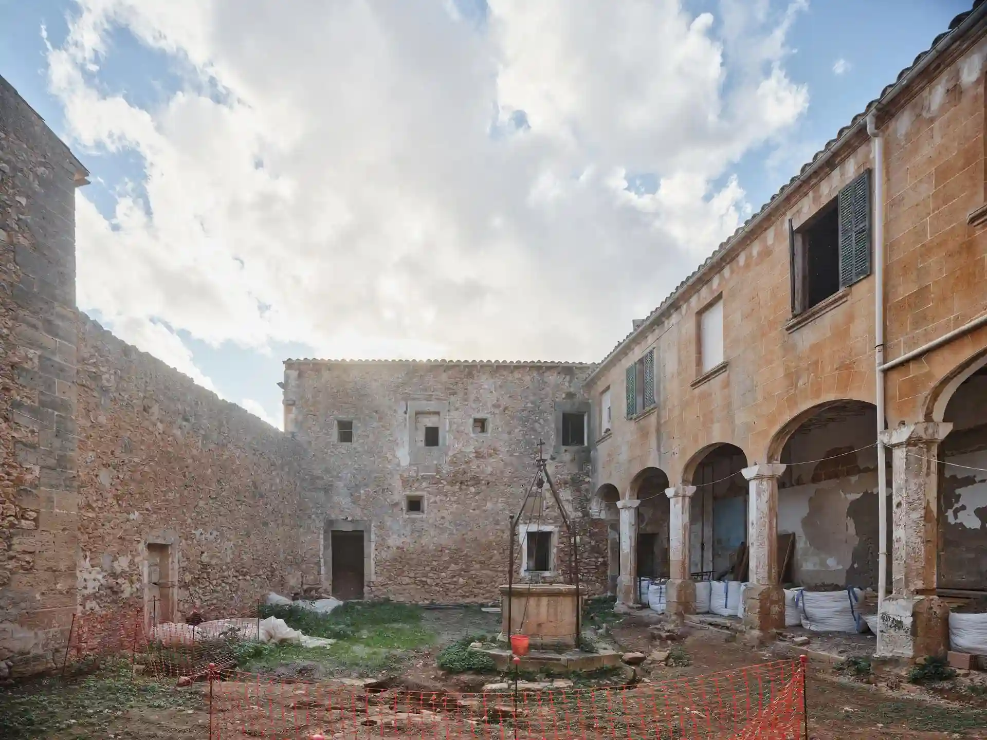 desc_CREATIB_03_CLAUSTRE_estat_actual.jpg