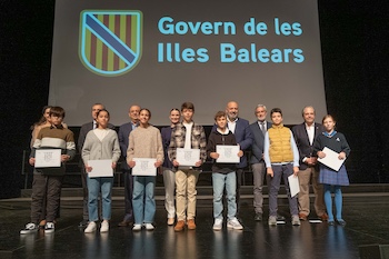 DSCF1030_diplomes_petites.jpg
