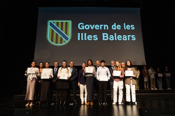 DSCF1258_diplomes_petites.jpg