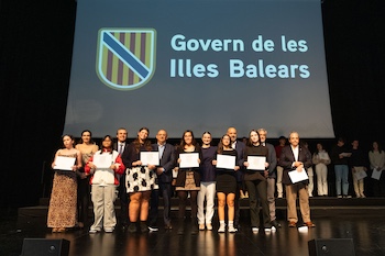 DSCF1379_diplomes_petites.jpg