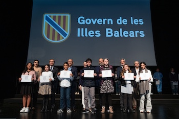 DSCF1116_diplomes_petites.jpg