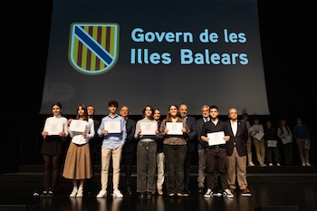 DSCF1155_diplomes_petites.jpg