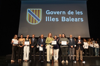 DSCF1241_diplomes_petites.jpg