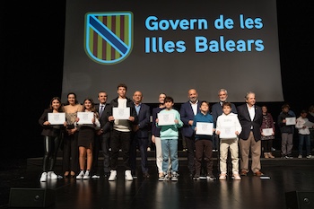 DSCF1123_diplomes_petites.jpg