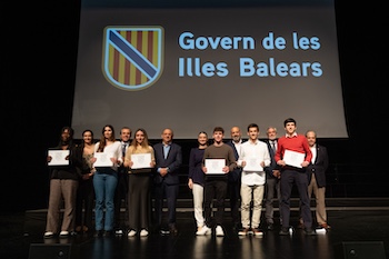 DSCF1216_diplomes_petites.jpg