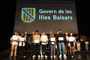 DSCF1276_diplomes_petites.jpg