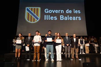 DSCF1278_diplomes_petites.jpg
