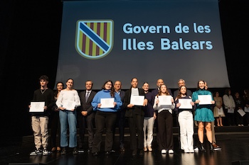 DSCF1192_diplomes_petites.jpg