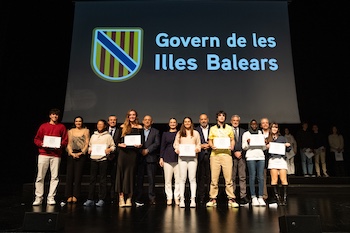 DSCF1372_diplomes_petites.jpg