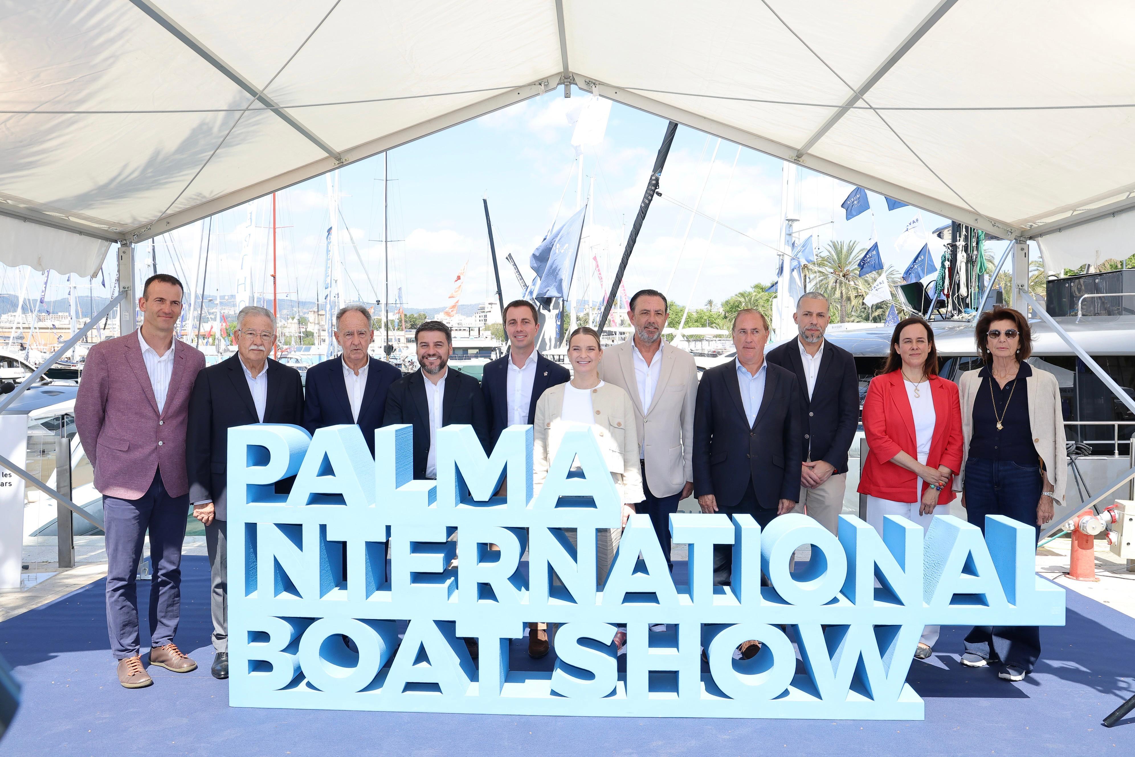 La presidenta Prohens i altres autoritats a la inauguració de la Fira Nàutica Internacional de Palma