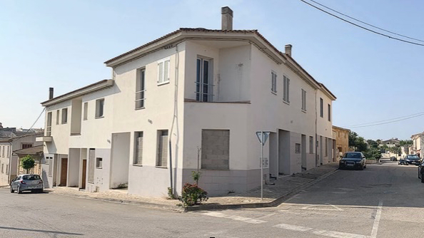 Imatge de l'estat actual de l'edifici on s'ubicarà la promoció de Maria de la Salut