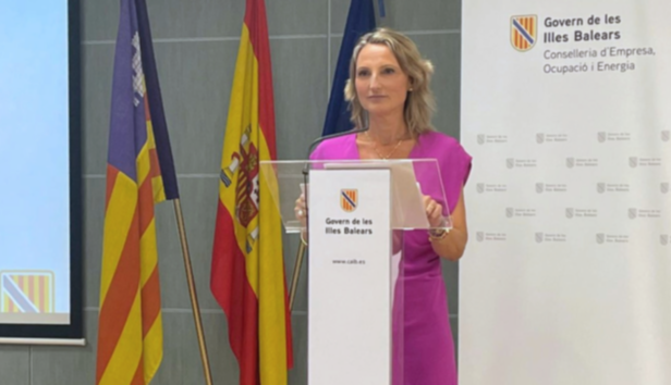 La secretària autonòmica de Treball, Ocupació i Diàleg Social, Catalina Cabrer, ha valorat positivament els nivells d’ocupació i d’atur registrats