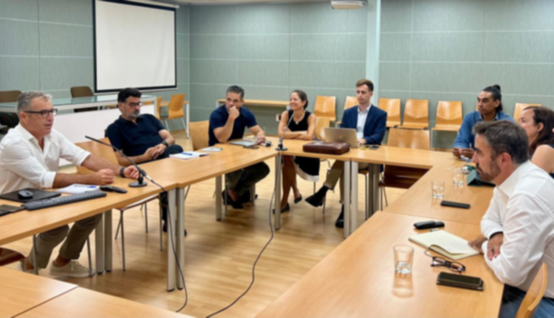 La Conselleria d’Empresa, Ocupació i Energia, mitjançant la Direcció General de Comerç, Autònoms i Empresa, ha presentat als agents de l’ecosistema d’empreses emergents les novetats del projecte de web Ibstartups
