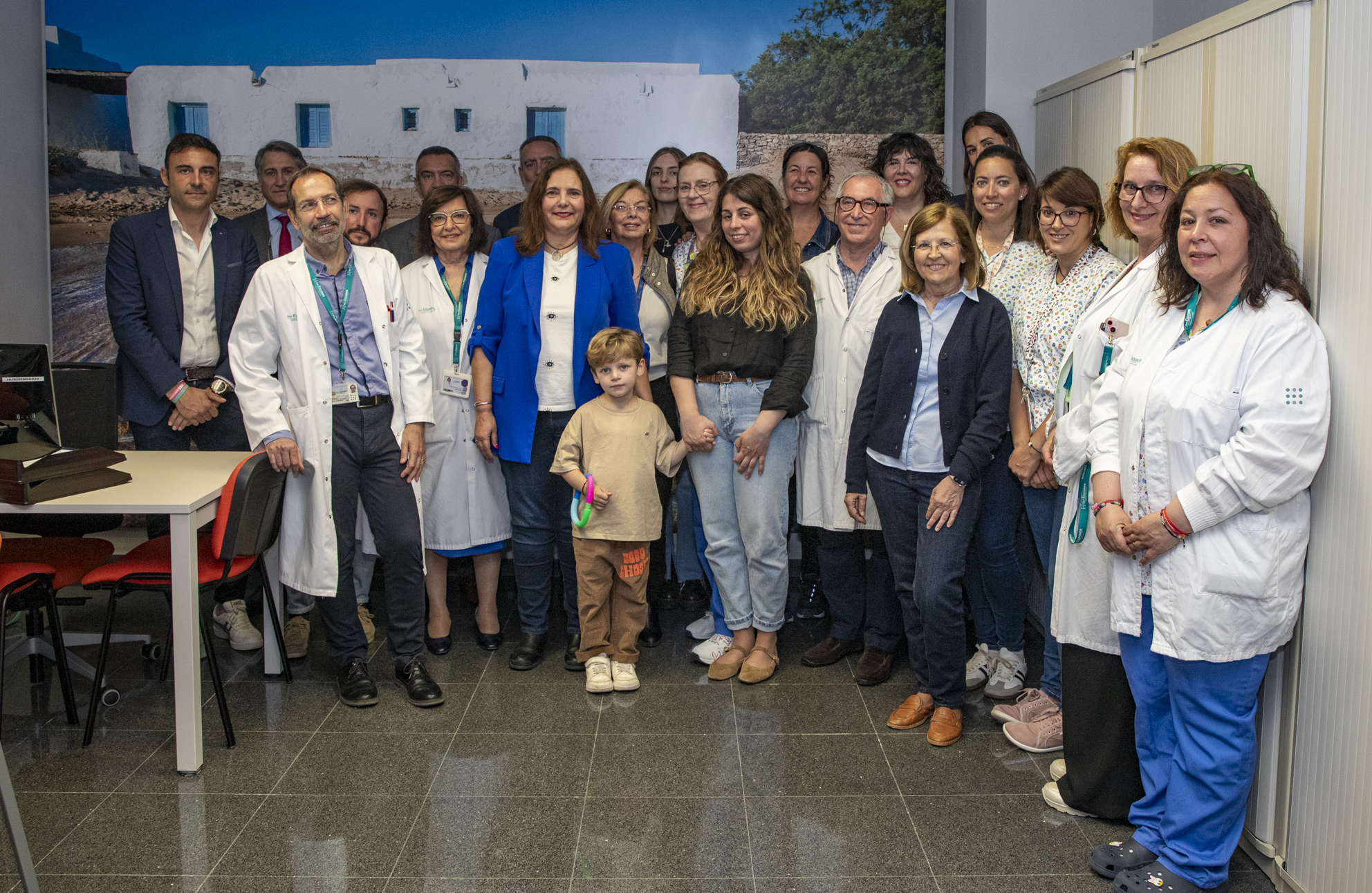 Autoritats, personal sanitari i pacients