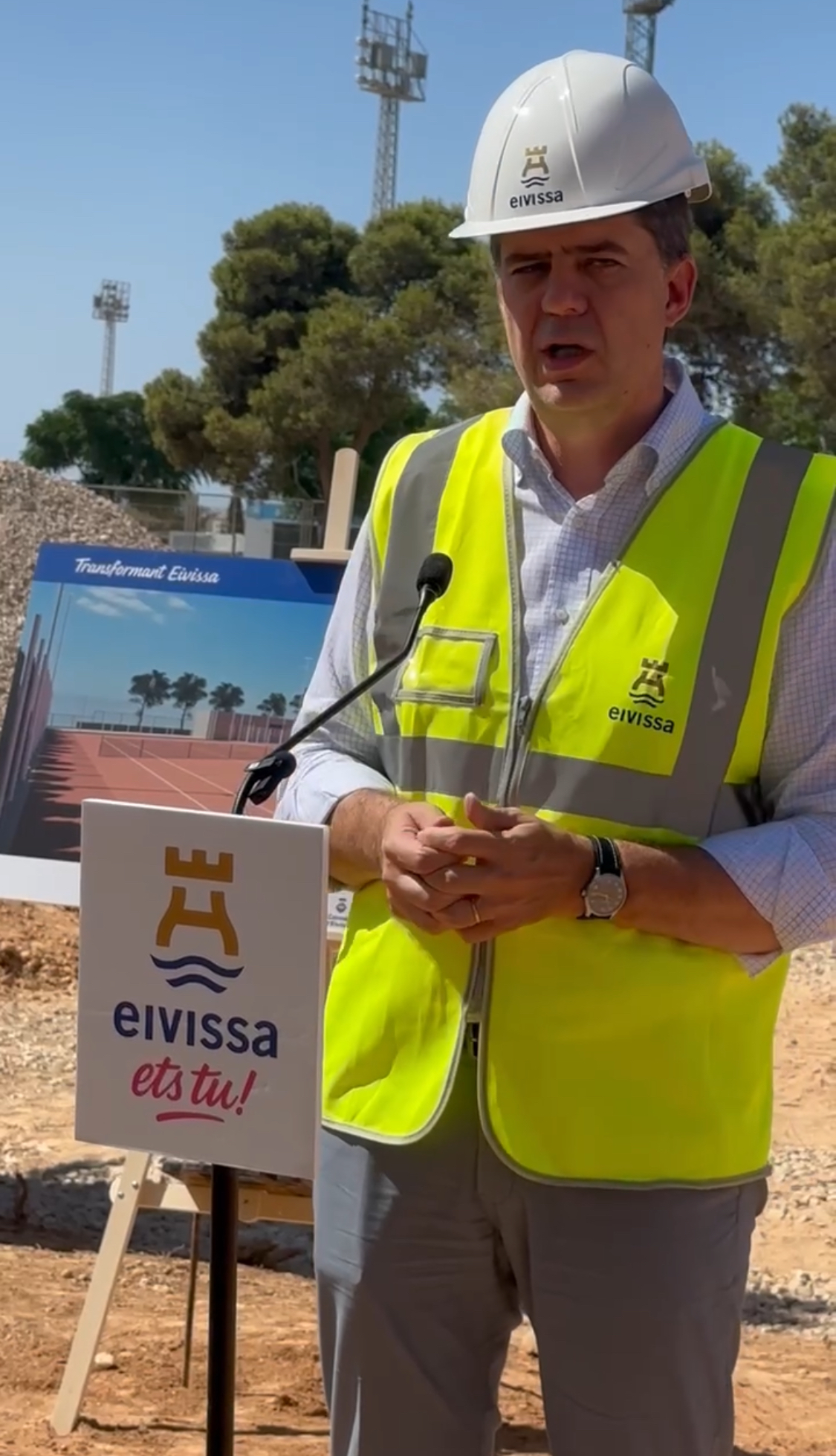 Conseller Bauzà presentant un projecte