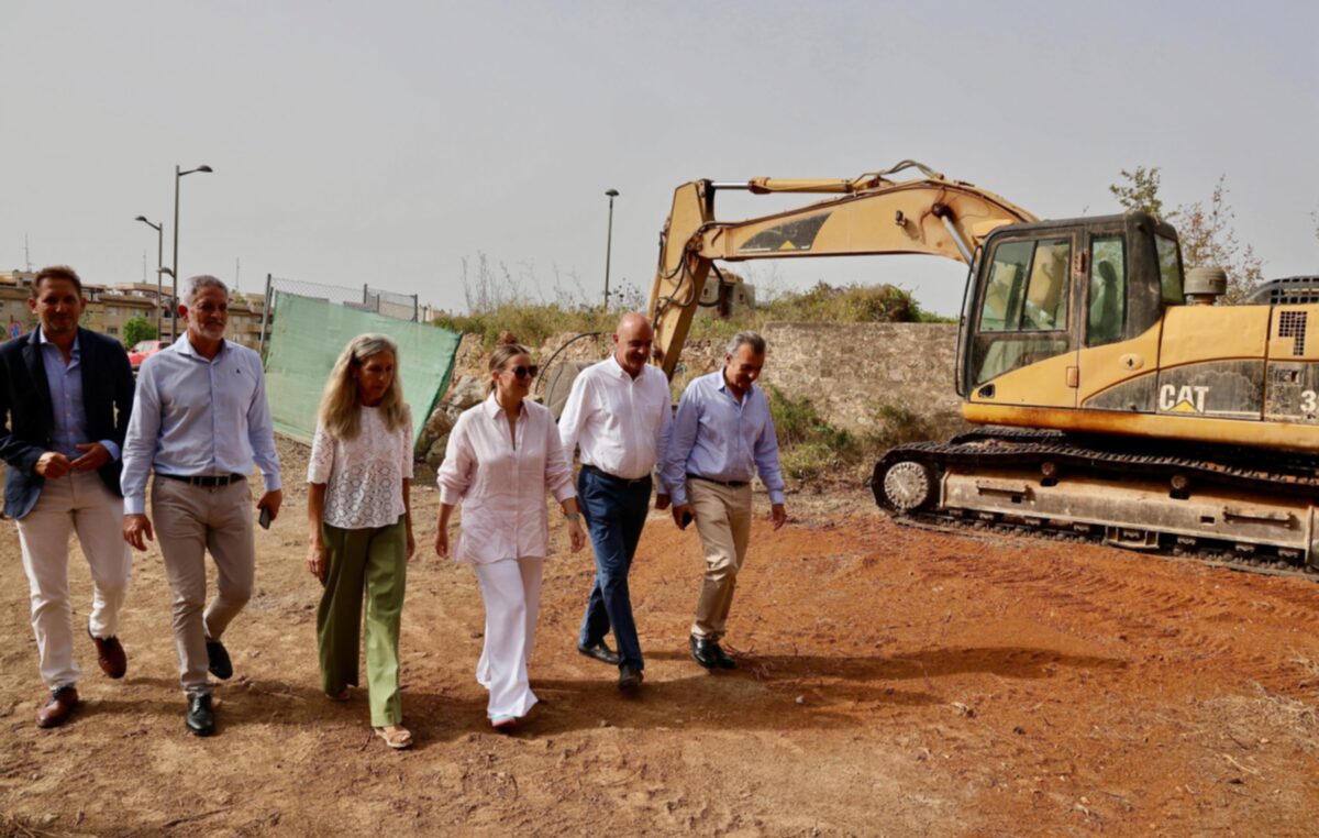 La presidenta Prohens col.loca la primera pedra del nou CEIP Es Faralló de Santa Eulària des Riu ( 27/08/25)