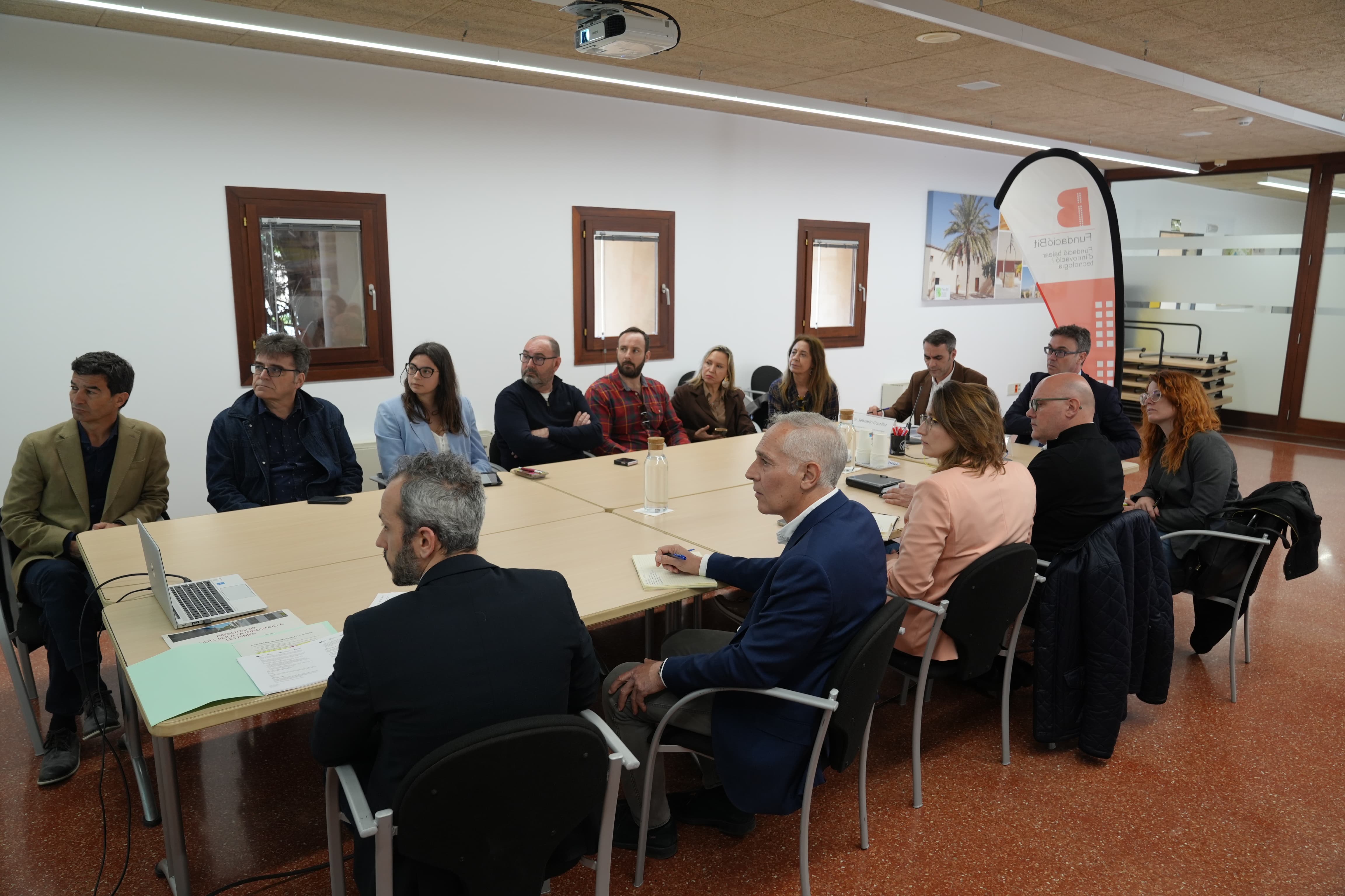 Reurnió amb representants del sector per presentar la convocatòria.