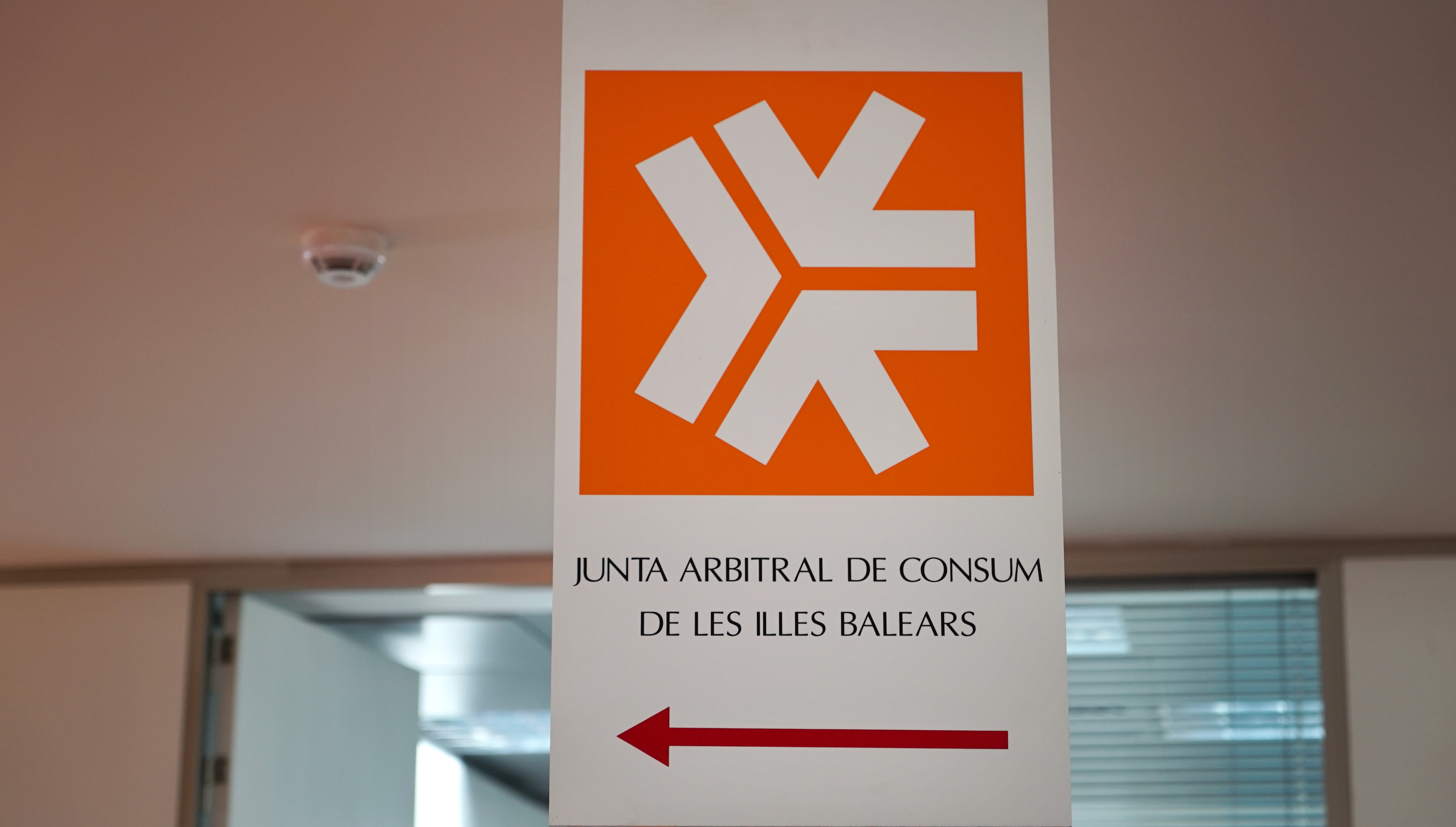 Senyalització de l'organ amb fletxa indicativa