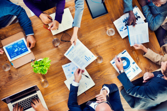 160218 41876160 Negocio, Trabajo en equipo, Equipo, Cooperación, Oficina Reunió