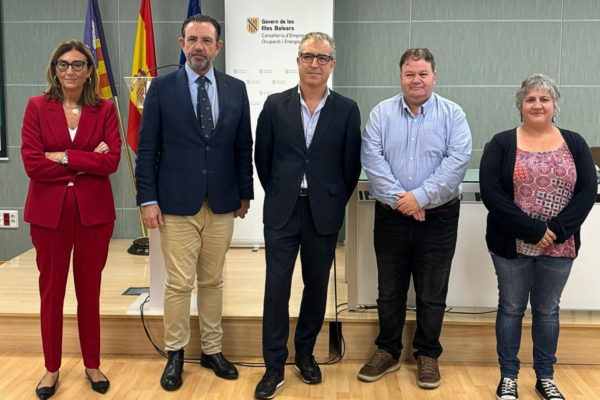 La Conselleria d’Empresa, Ocupació i Energia, a través de la Direcció General d’Empresa, Autònoms i Comerç, ha presentat avui el Pla Director d’Economia Social de les Illes Balears 2024-2027, amb l’objectiu principal d’incrementar el pes de l’economia social en el creixement econòmic de les Illes Balears.