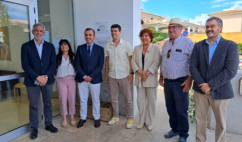 El conseller Antoni Vera inaugura el nou edifici del CEIP Rosa dels Vents, a la Colònia de Sant Pere