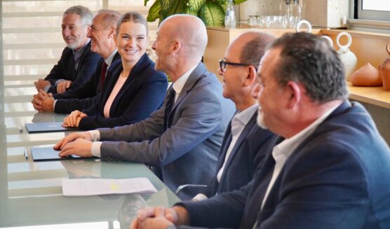 Margalida Prohens i el president del Consell Insular de Menorca, Adolfo Vilafranca