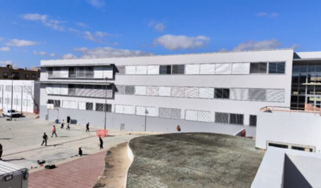 Substitució de la fusteria exterior de l'IES Xarc
