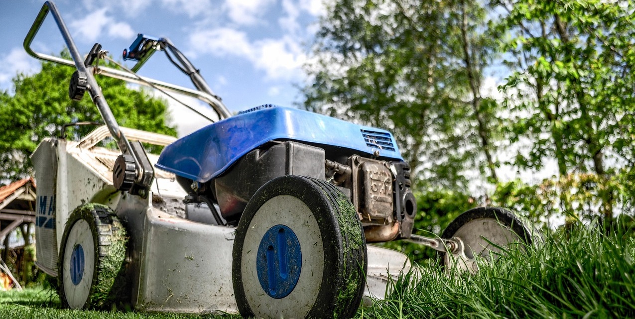 MAQUINÀRIA DE JARDINERIA