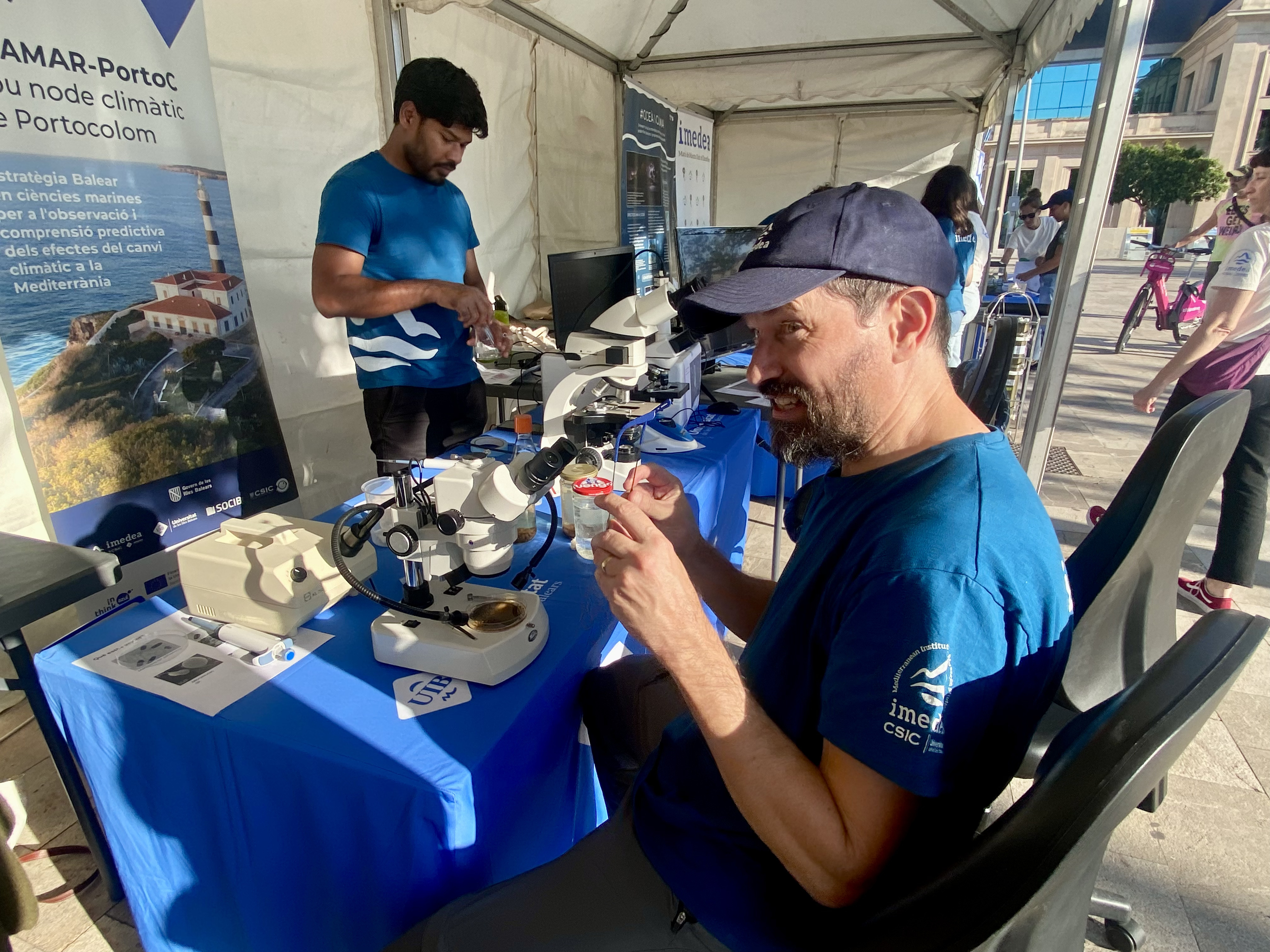 Els investigadors aproparen la seva tasca a la ciutadania