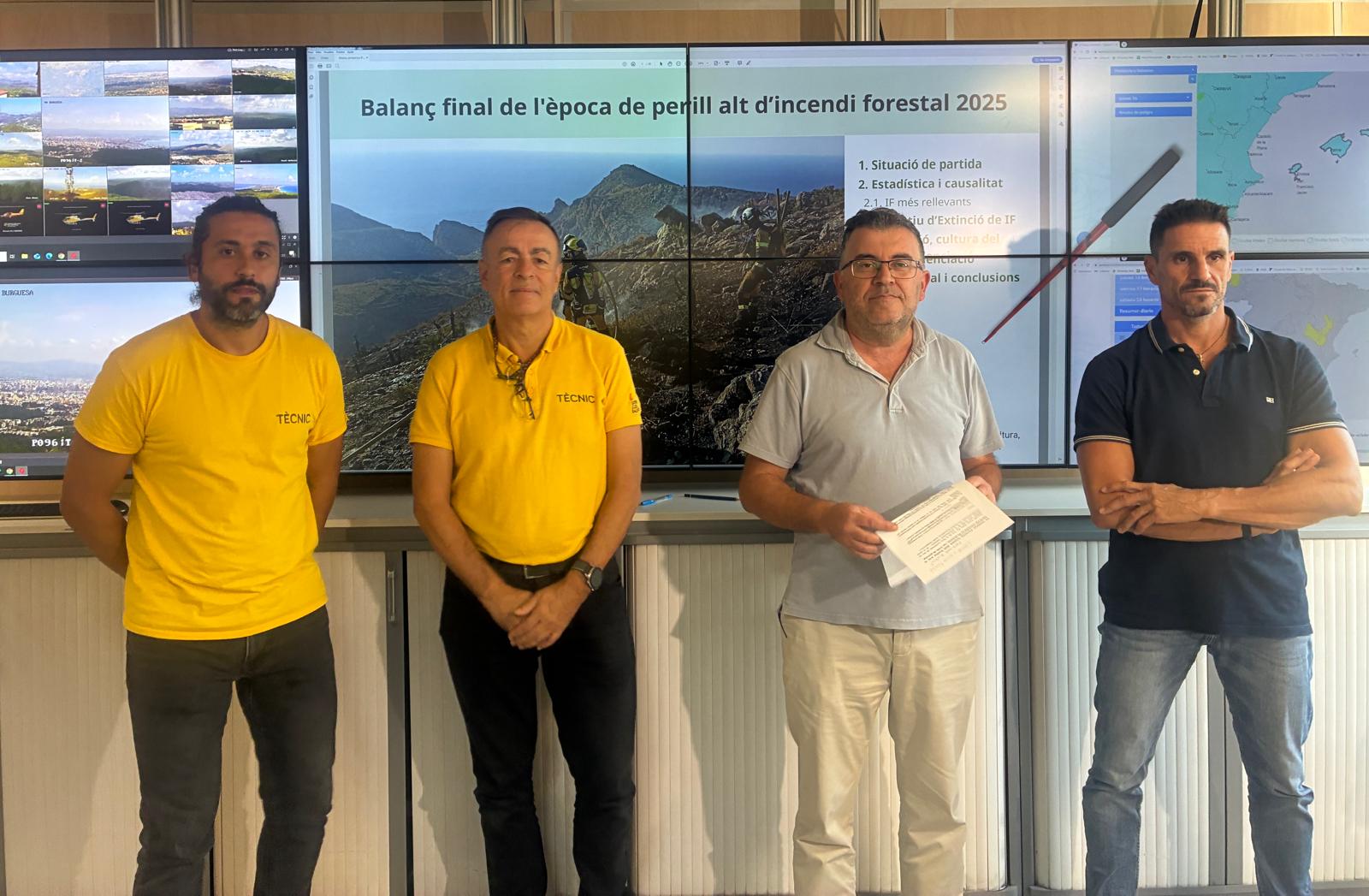 Joan Santana, Miquel Sintes, el conseller Joan Simonet i Tomeu Llabrés, gerent de l'IBANAT