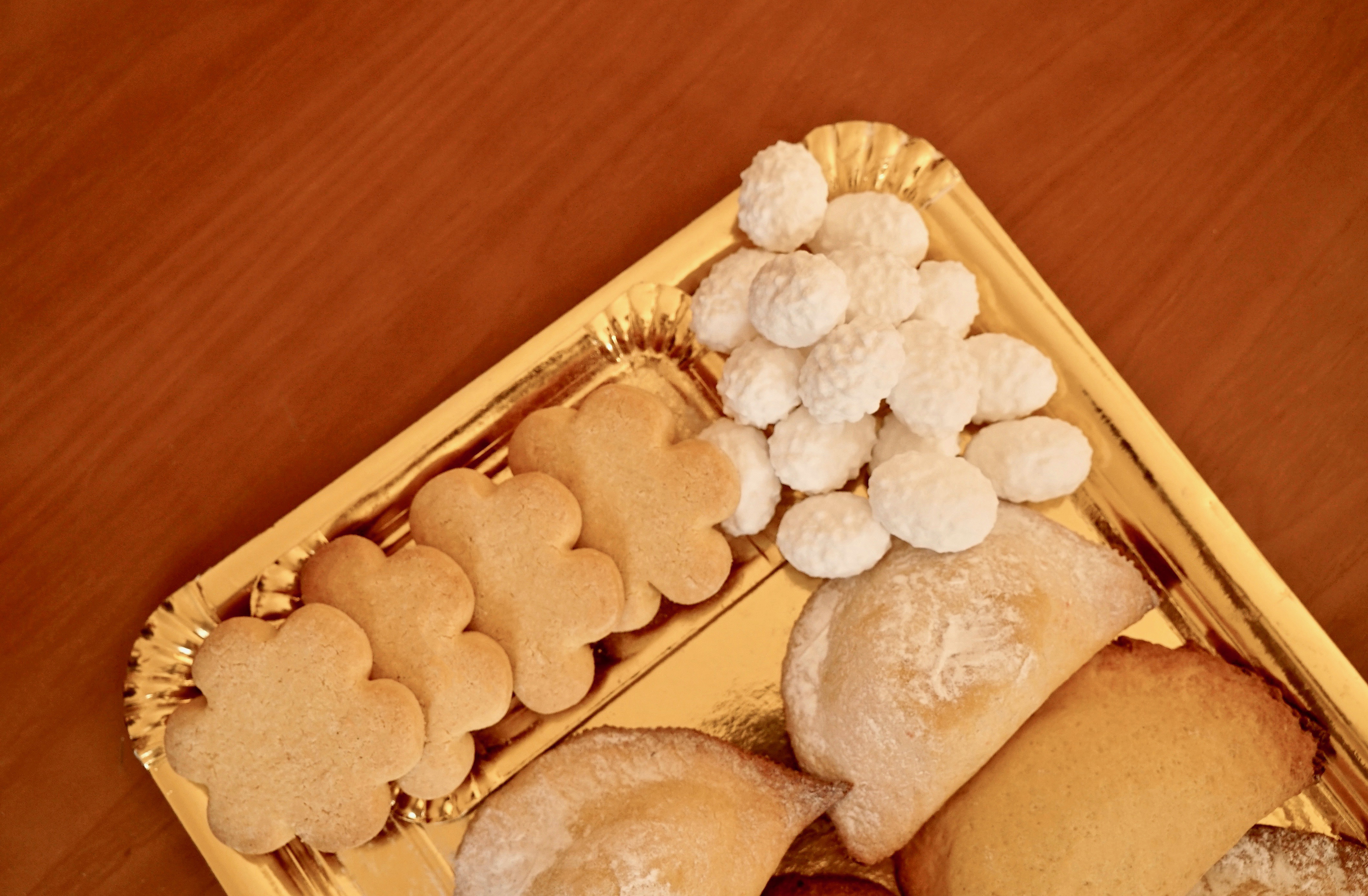 Safata amb crespells.