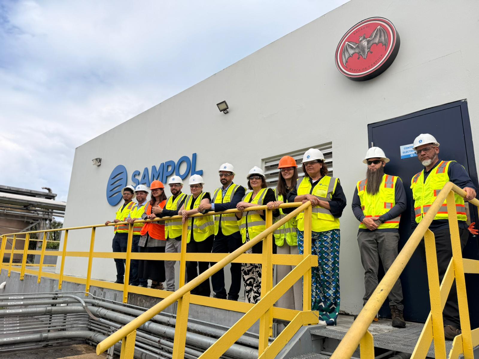 La presidenta Prohens, la consellera Estarellas i representants de l'empresa Sampol a Puerto Rico. 