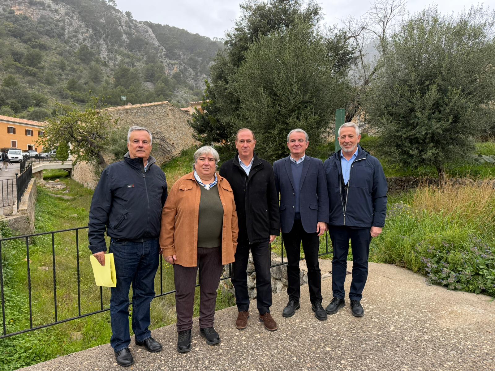 Les autoritats de l'Ajuntament de Selva i del Govern de les Illes Balears. 