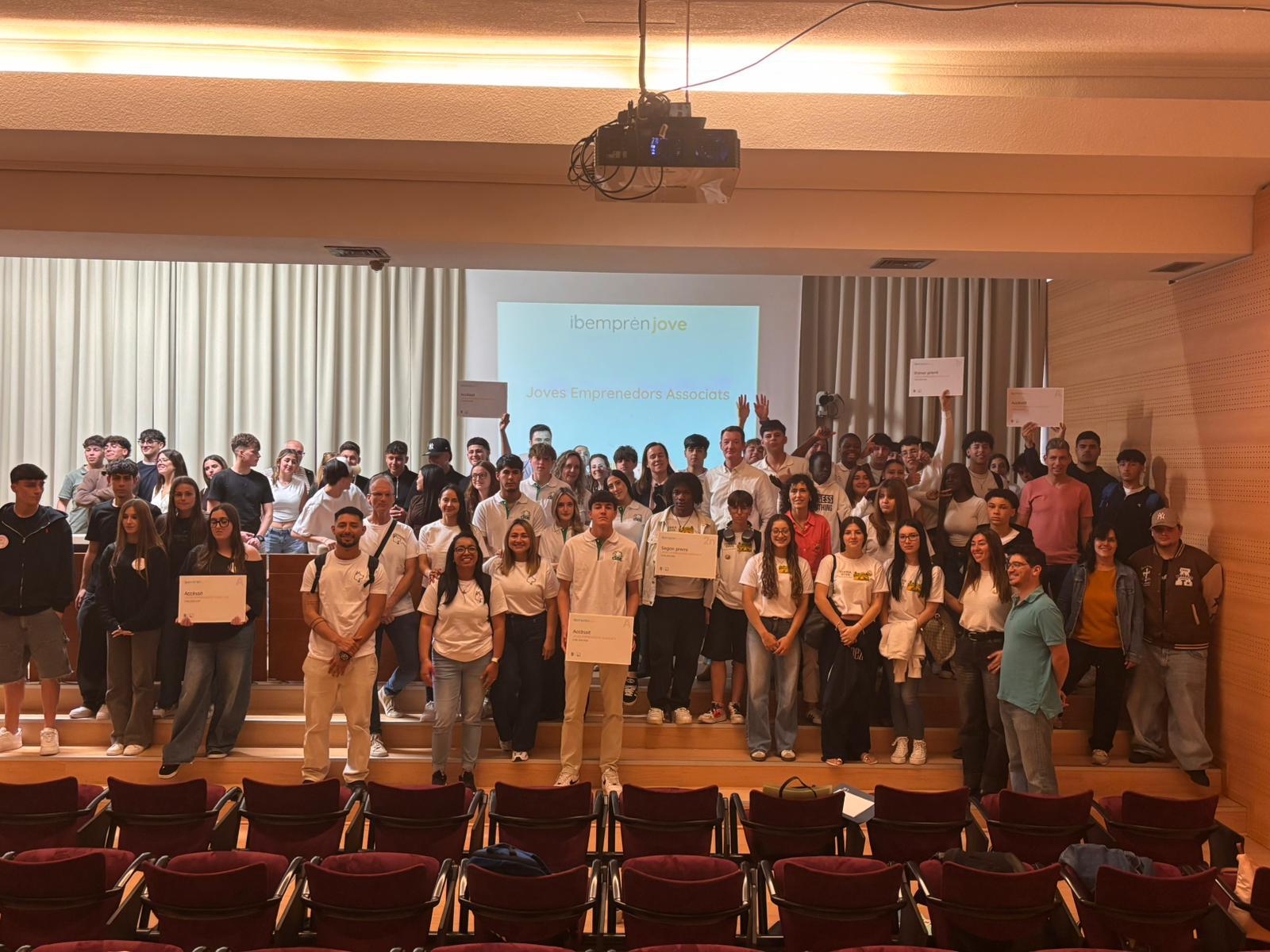 Guanyadors dels Premis Ibemprènjove «Joves Emprenedors Associats (JEA)