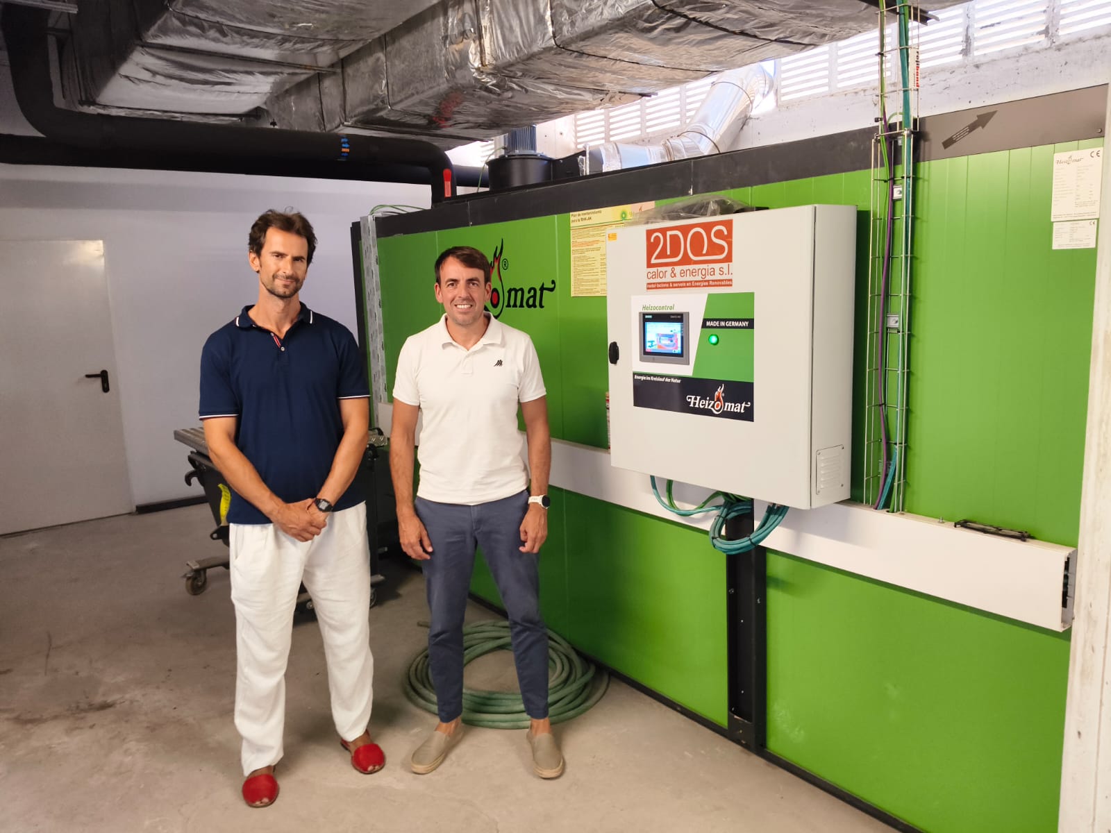 Equipament de la caldera de biomassa per a les piscines del Centre de Tecnificació Esportiva de les Illes Balears.