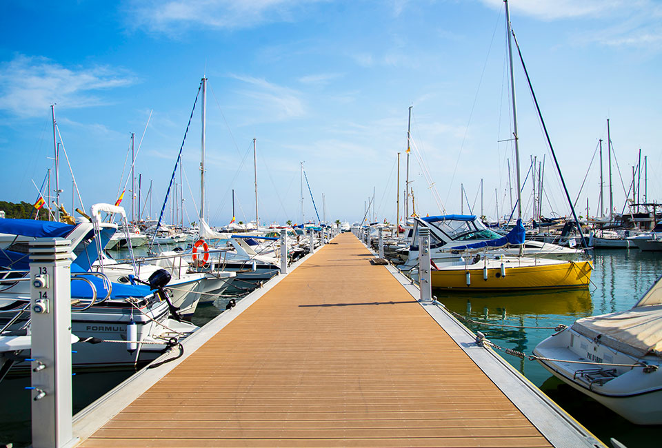 Port esportiu de Santa Eulària des Riu.