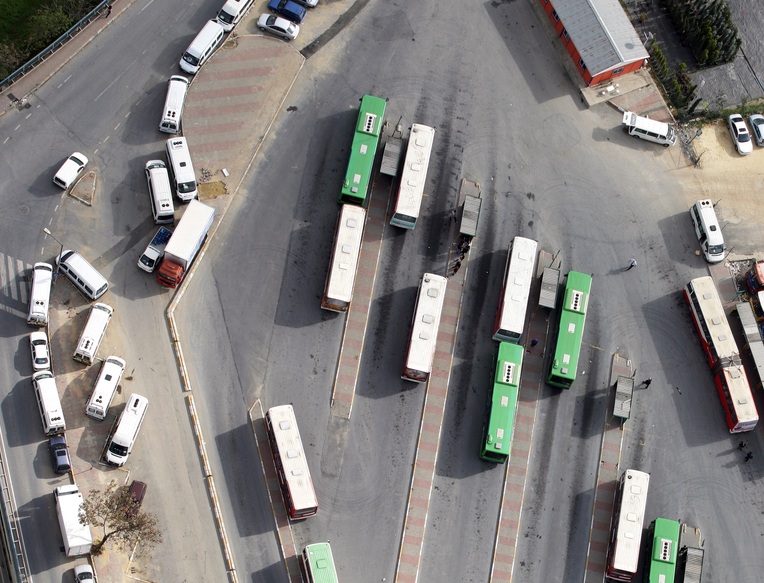 Vista aèria d'autobusos