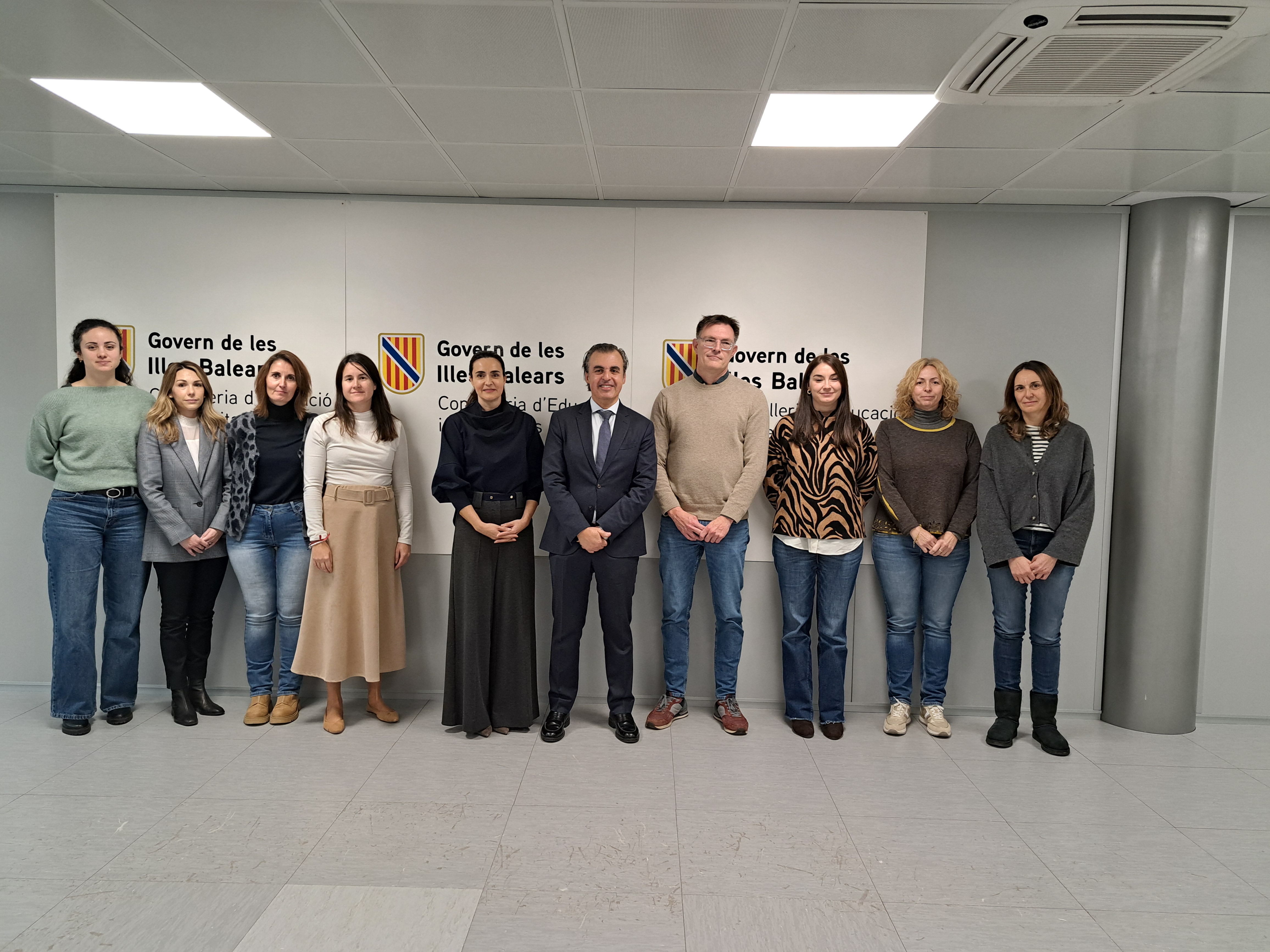 Educació presenta els nous currículums escolars