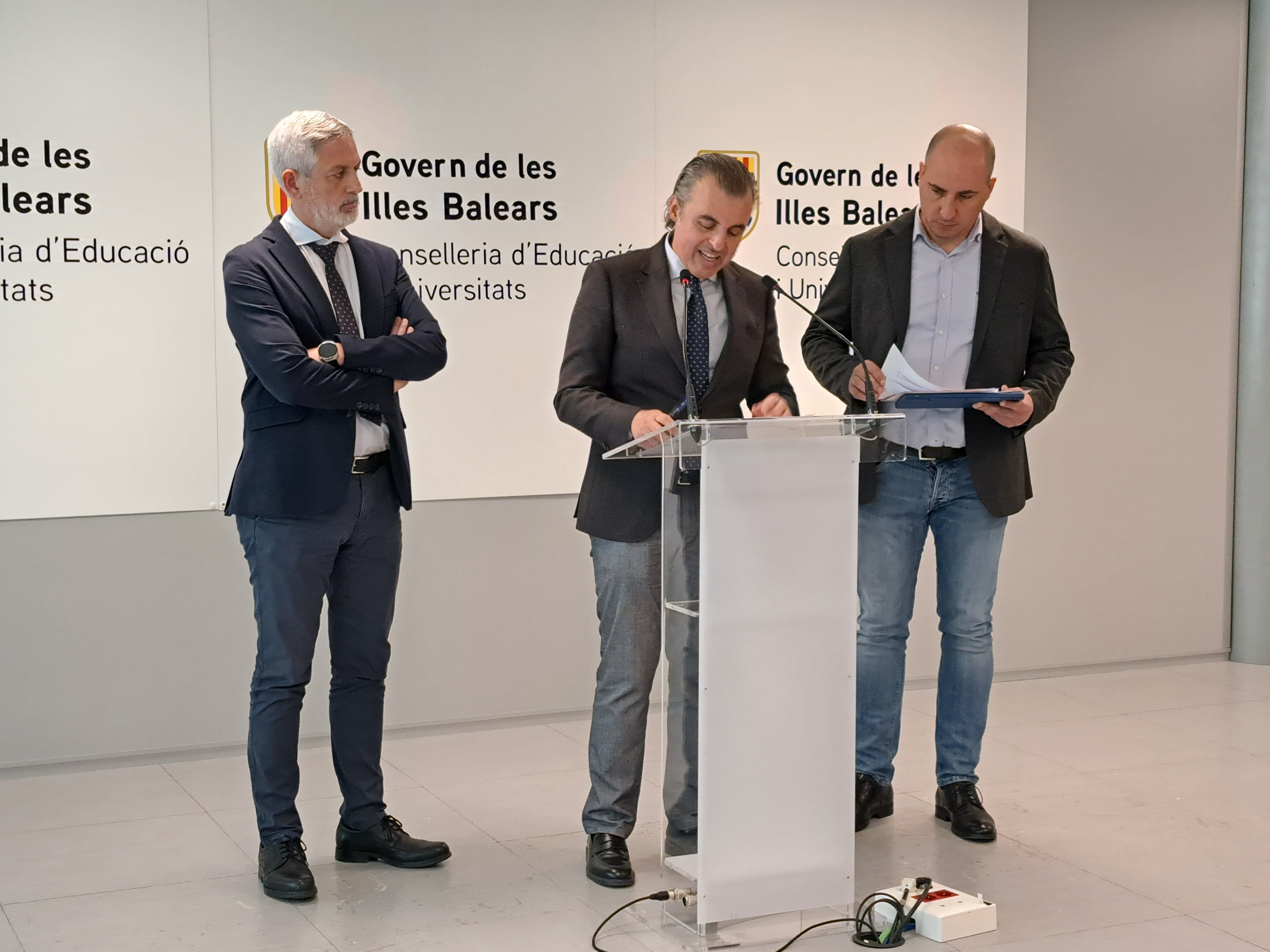 Educació incorpora canvis en la convocatòria de funcionaris interins per millorar les condicions laborals i la conciliació 